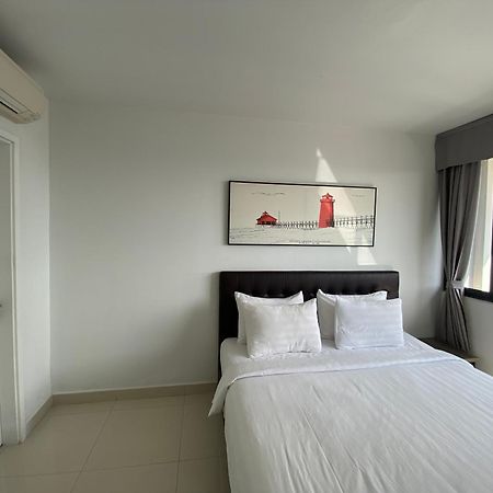 The Bridge Club Hotel Phnom Penh Eksteriør billede