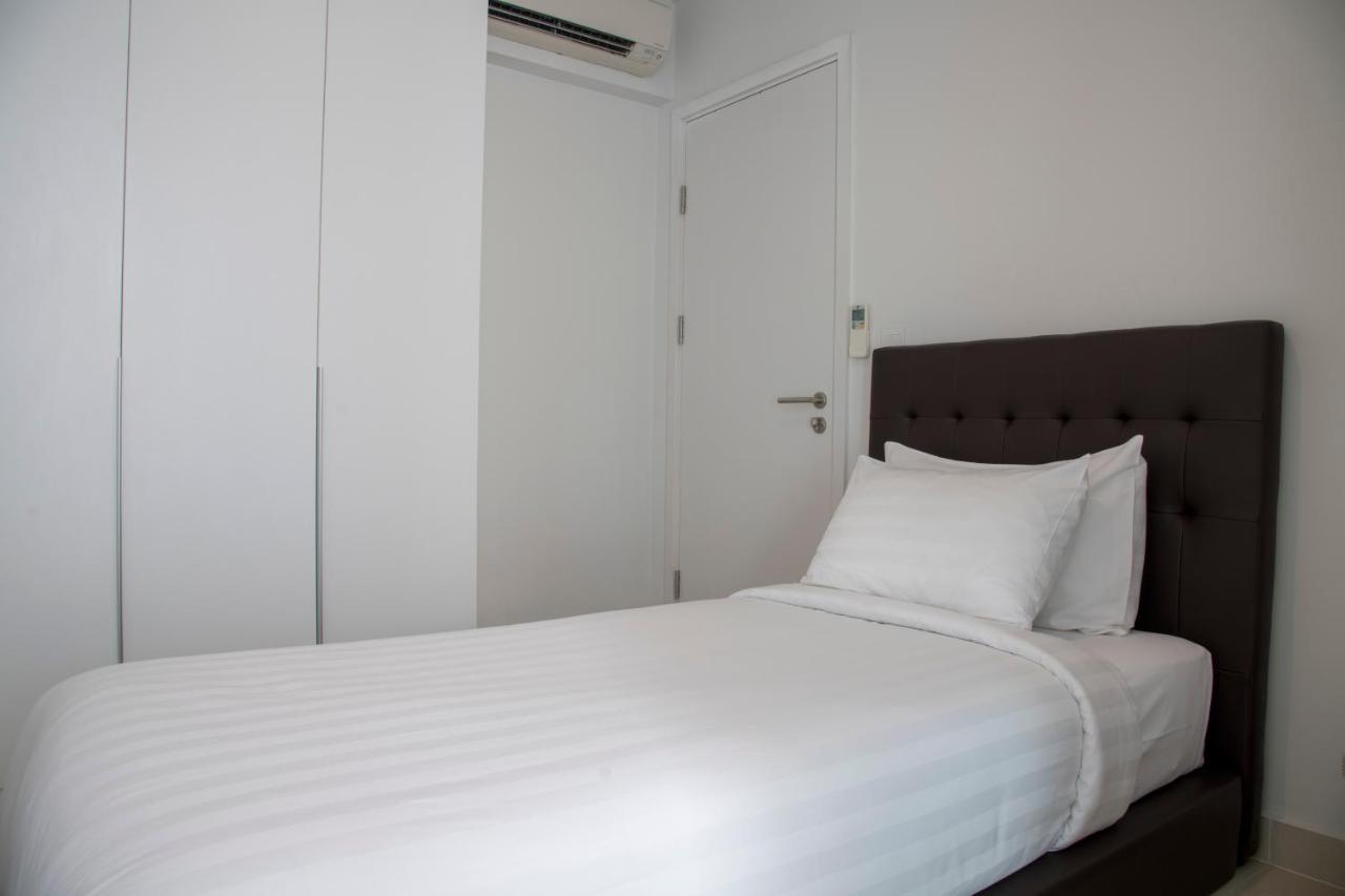 The Bridge Club Hotel Phnom Penh Eksteriør billede